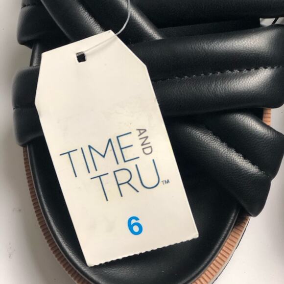 Time and Tru Women's Cross Strap Black Sandals Sz 6 - Picture 5 of 11